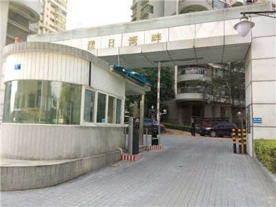 一套完整的停车场管理系统需要哪些设备？