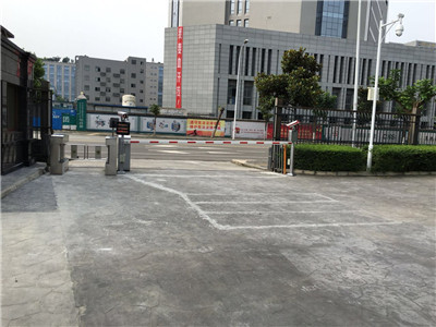 停车场系统只有提升自身品质才能在市场中分得