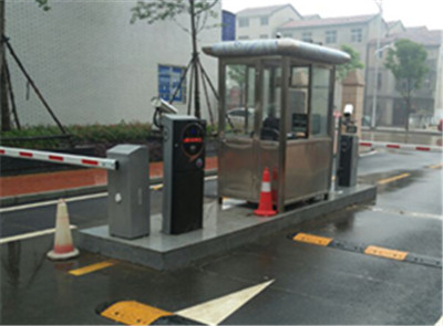 停车场管理系统新功能层出不穷，为安防市场增