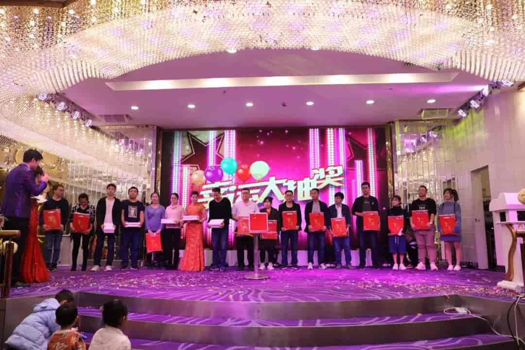【乐天堂fun88新闻】 轻歌曼舞迎新春
