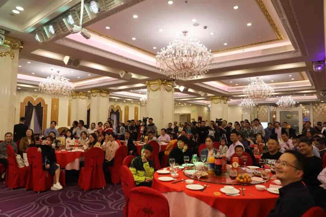 【乐天堂fun88新闻】 轻歌曼舞迎新春