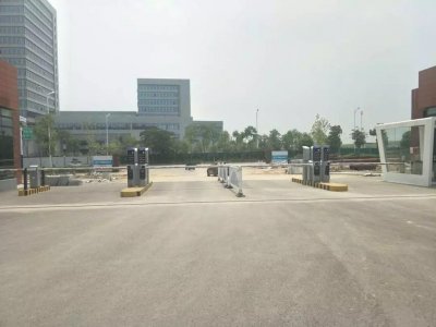 【乐天堂fun88案例】乐天堂fun88首例地磁车位引导系统，进驻安徽中电科博微产业园